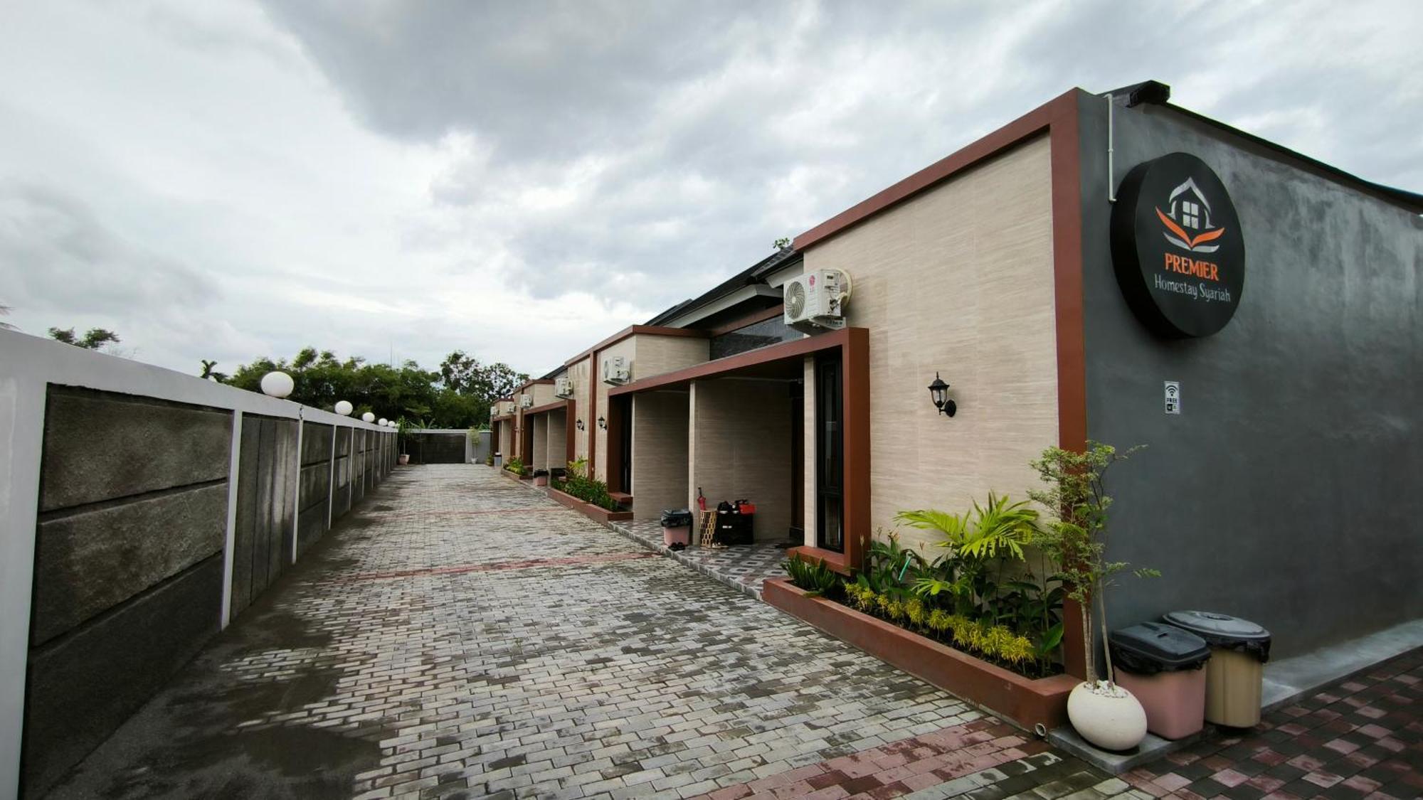 Premier Homestay Syariah Kalasan Exterior foto